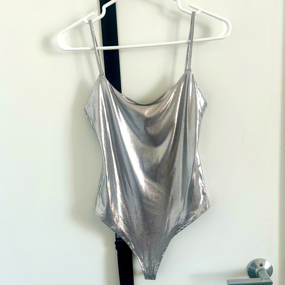 🎉2 for $15🎉 Silver Streetwear Society Body Suit